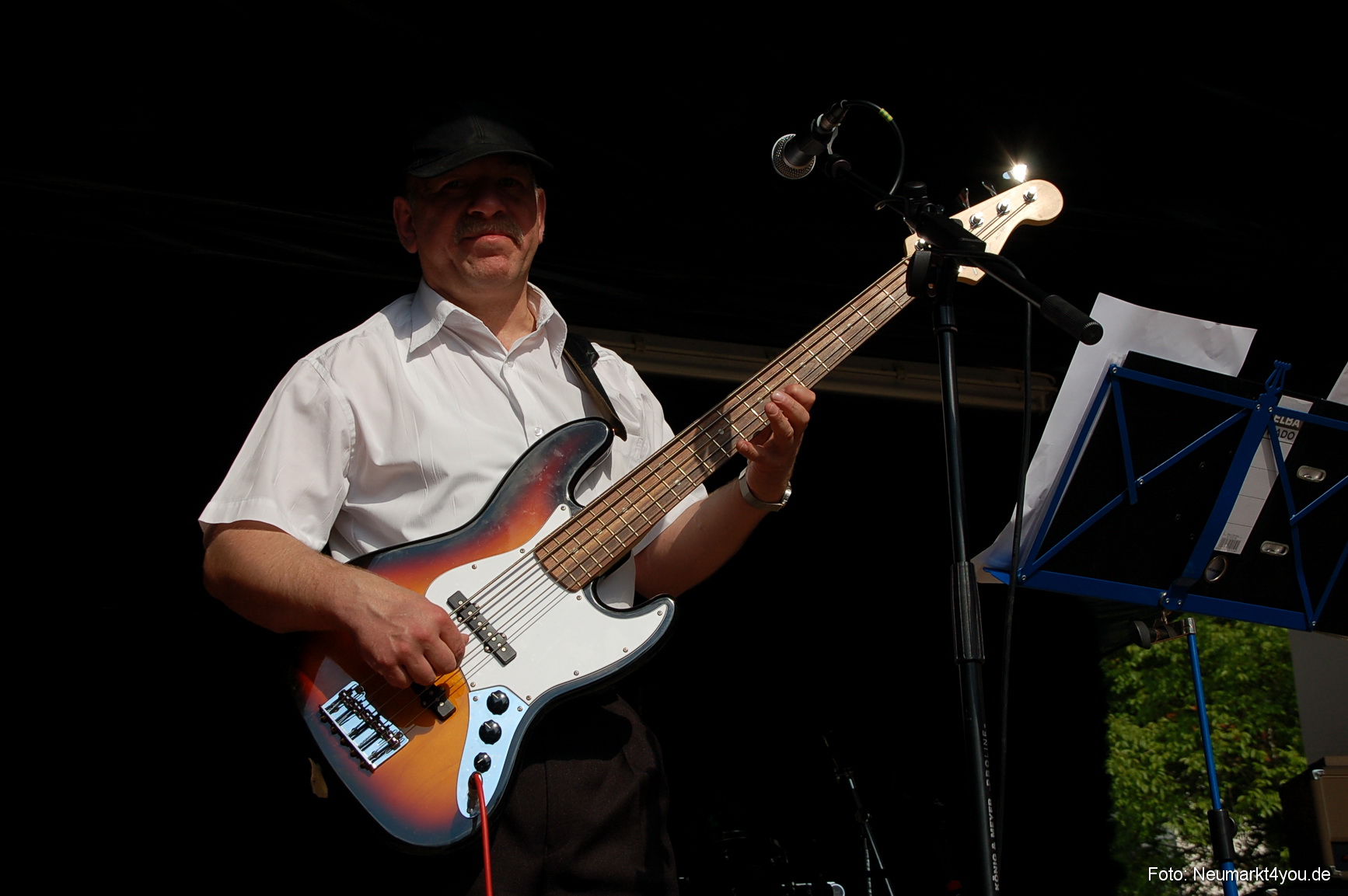 0074 Barrelhouse Blues Band